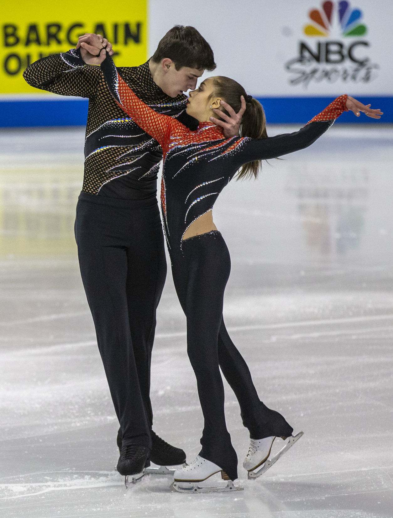 Figure Skating Junior Pairs